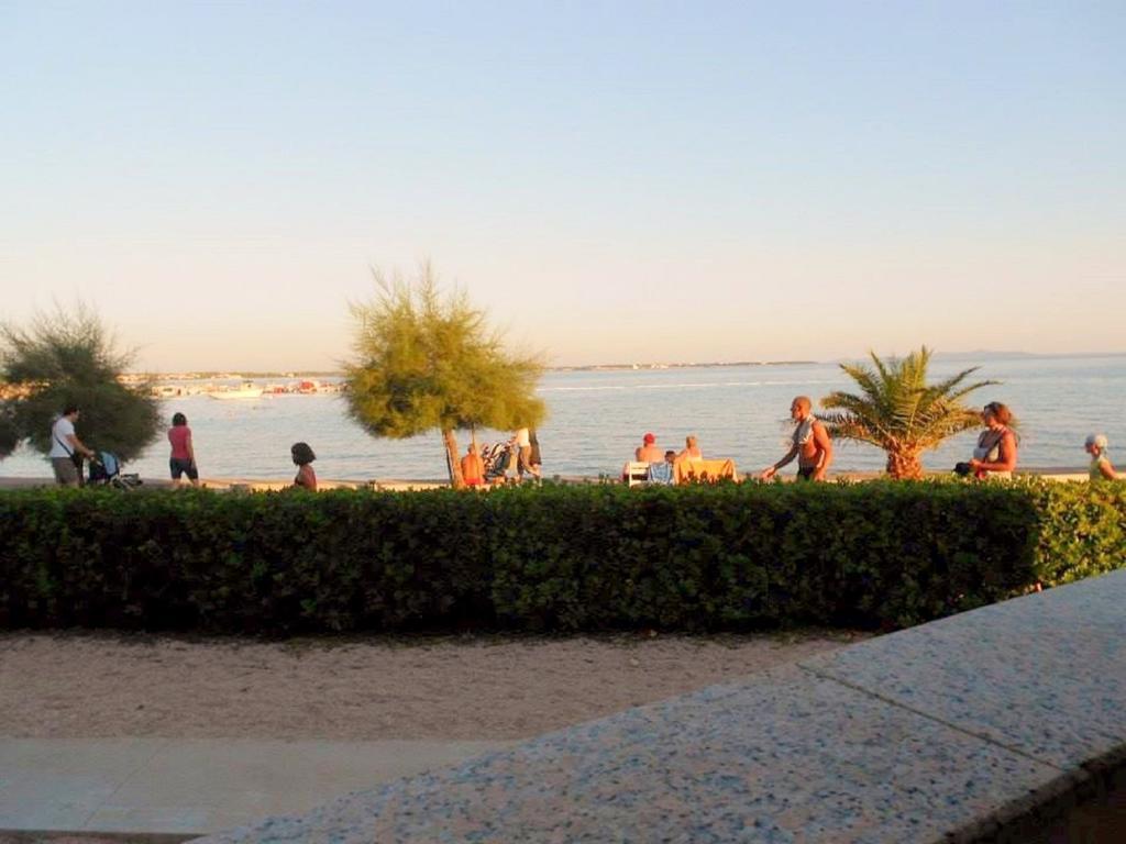 Beach Home Noemie วีร์ ภายนอก รูปภาพ